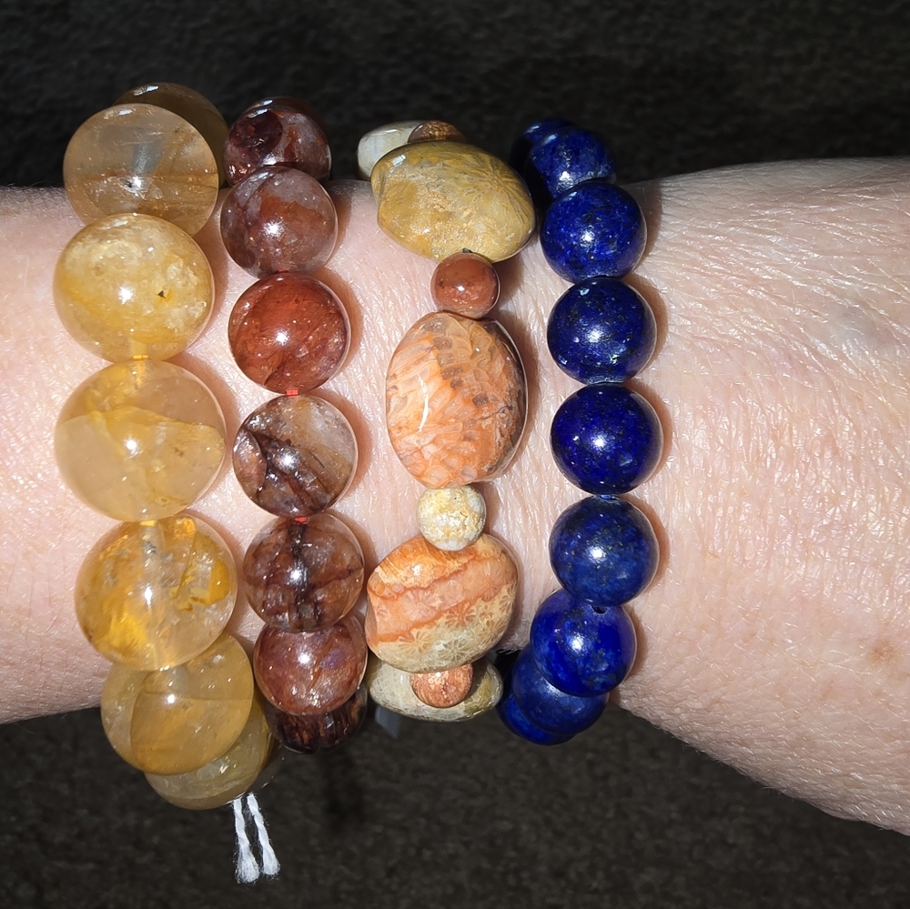 10mm Lapis Lazuli Bracelet - Picture 3 of 4
